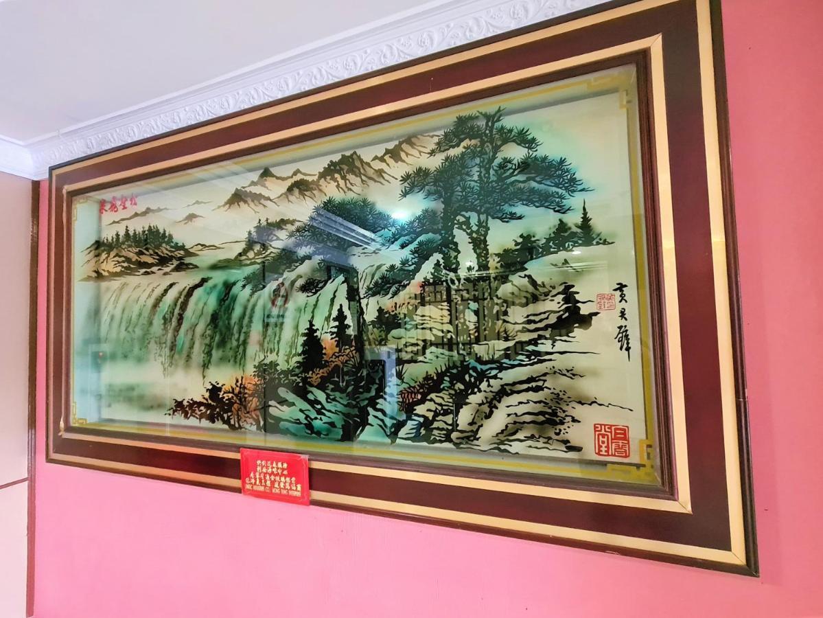 Anika Inn - Kluang Keluang Exterior foto