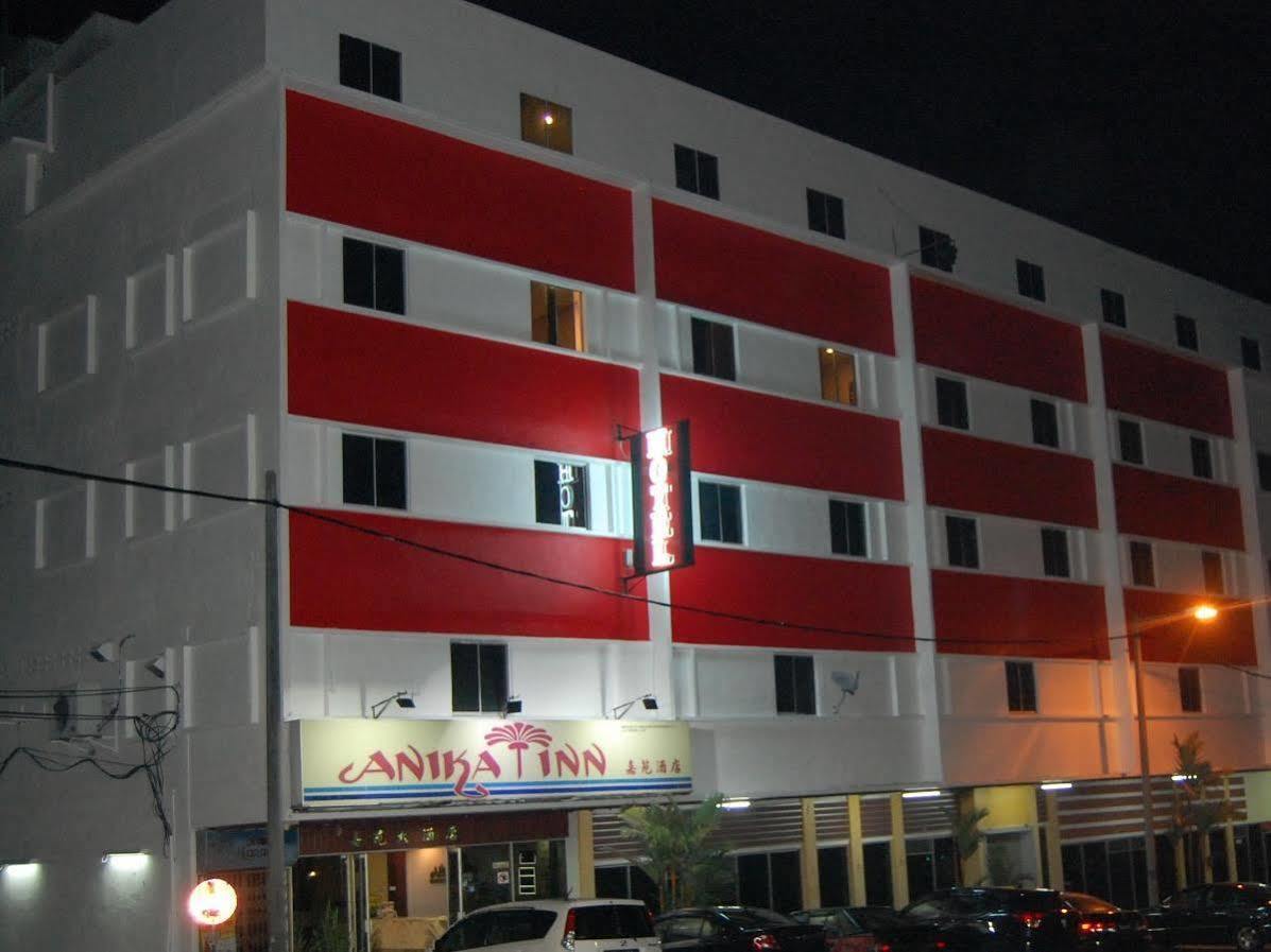 Anika Inn - Kluang Keluang Exterior foto